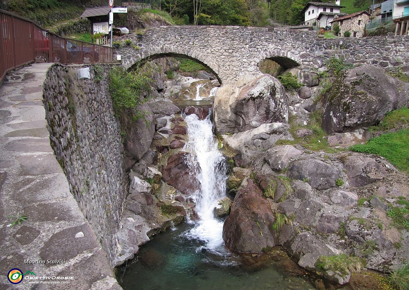 79 Il ponte di Rasega....JPG